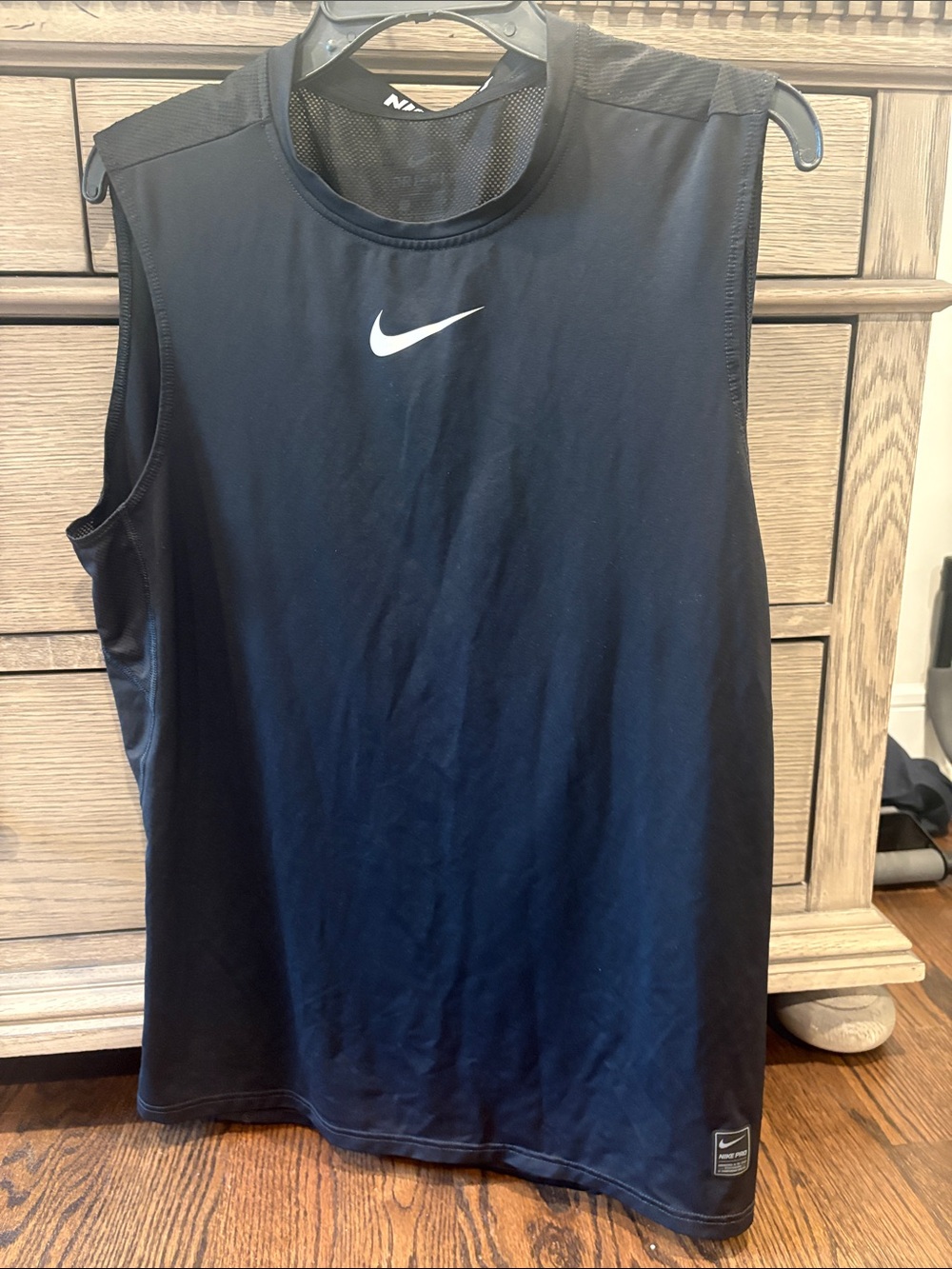 Nike Pro Men’s Black Tank Athletic Top Size Large